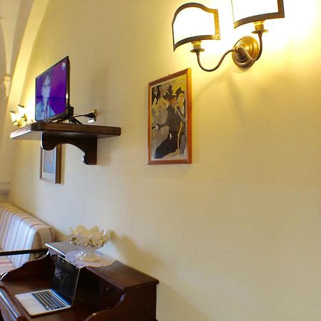Palazzo Senape De Pace Bed & Breakfast Gallipoli Bagian luar foto