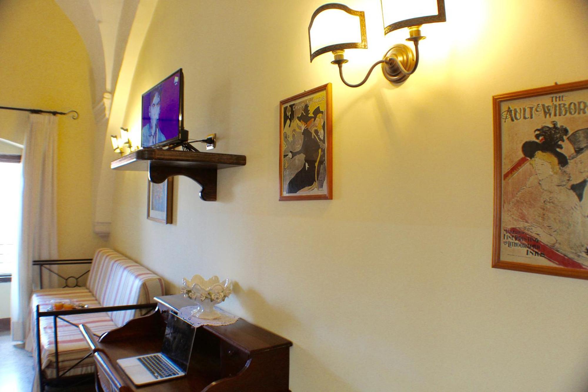 Palazzo Senape De Pace Bed & Breakfast Gallipoli Bagian luar foto
