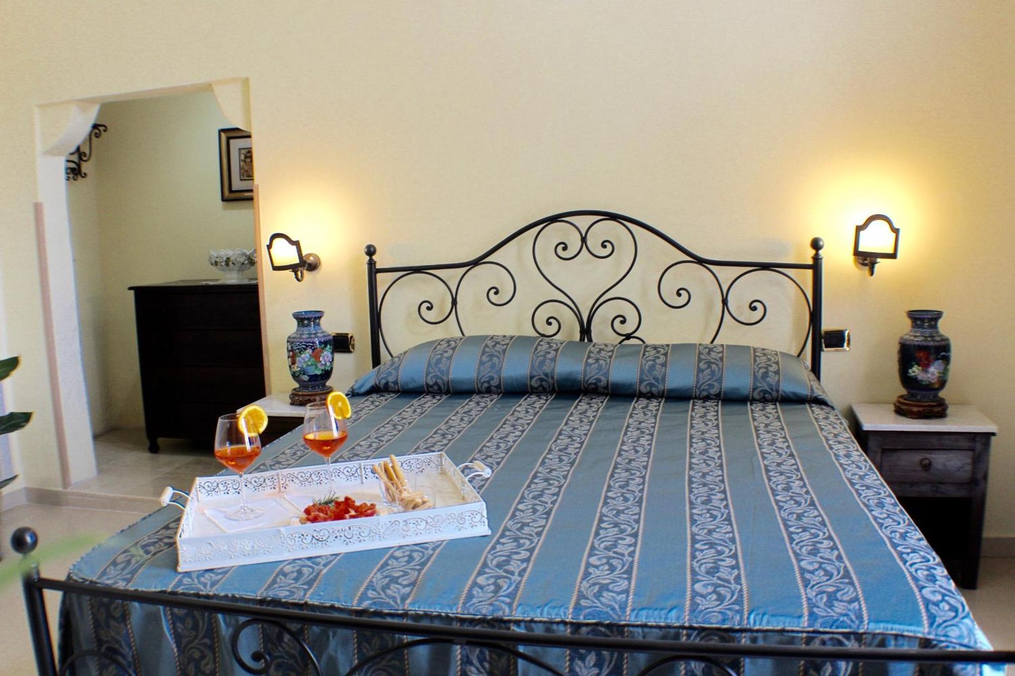 Palazzo Senape De Pace Bed & Breakfast Gallipoli Bagian luar foto