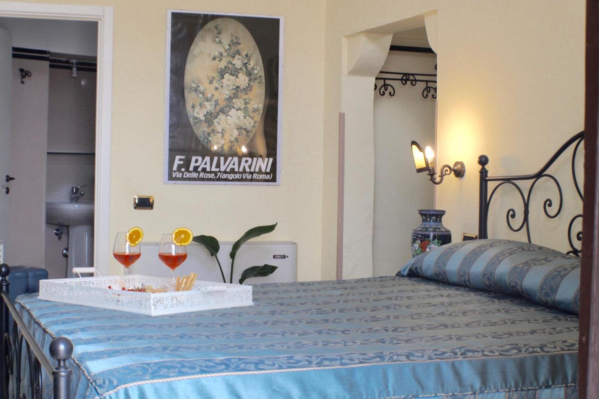 Palazzo Senape De Pace Bed & Breakfast Gallipoli Bagian luar foto