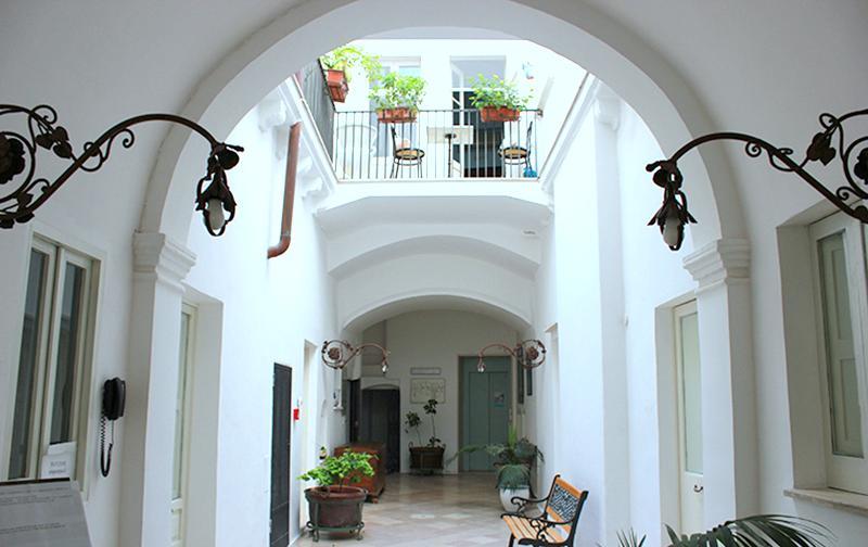 Palazzo Senape De Pace Bed & Breakfast Gallipoli Bagian luar foto